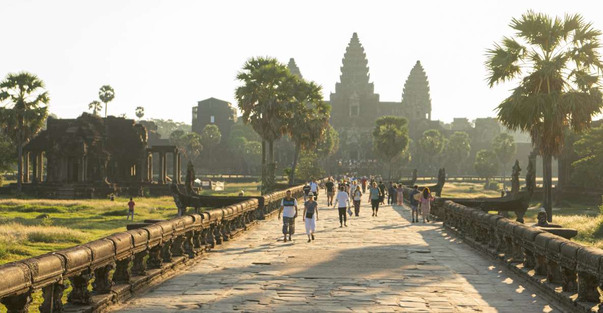 Siem Reap: Angkor Wat Small Circuit Tour With Hotel Transfer - Tour Overview and Pricing