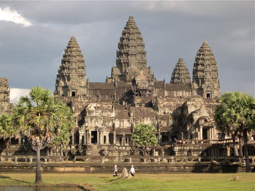 Siem Reap: Angkor Wat Sunrise Private Tour - Tour Overview and Pricing