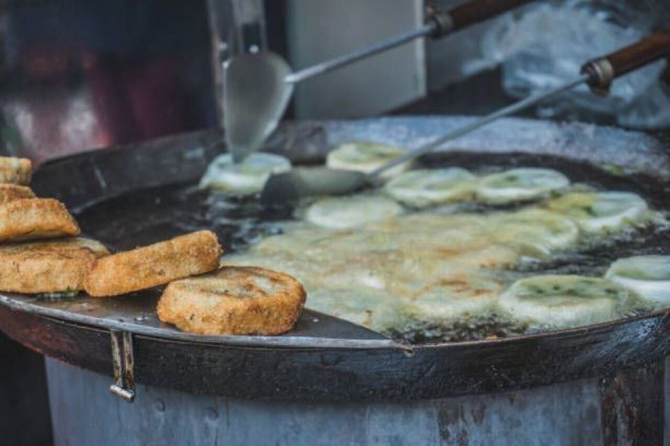 Siem Reap Authentic Food Tour By Local - Tour Overview