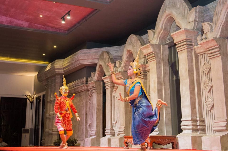 Siem Reap: Dinner Show Apsara Dance Round Pick-Up Included - Overview of the Dinner Show