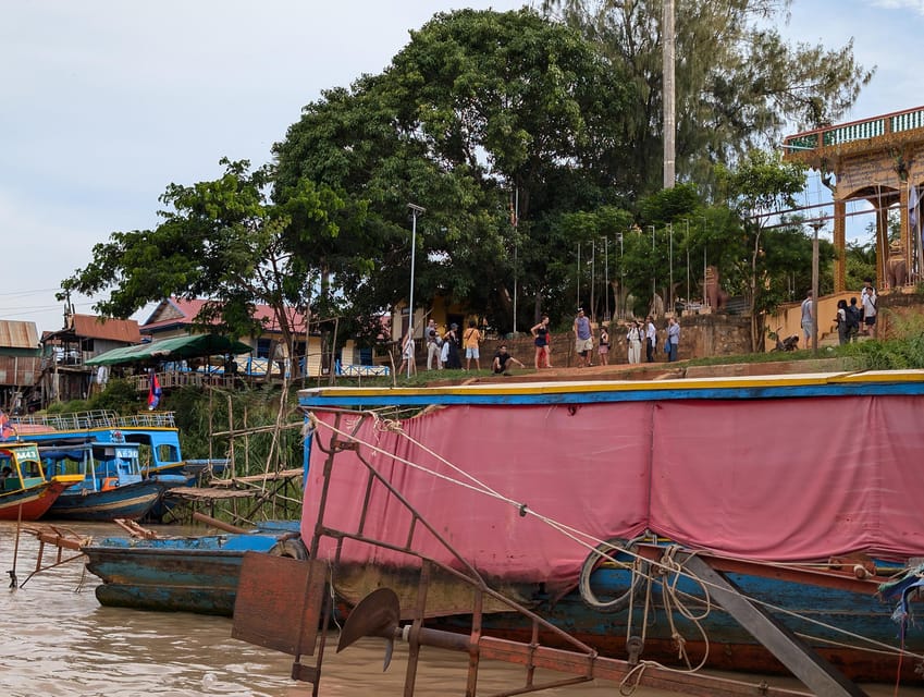 Siem Reap: Kampong Phluk Floating Village Tour With Boat - Tour Overview and Details