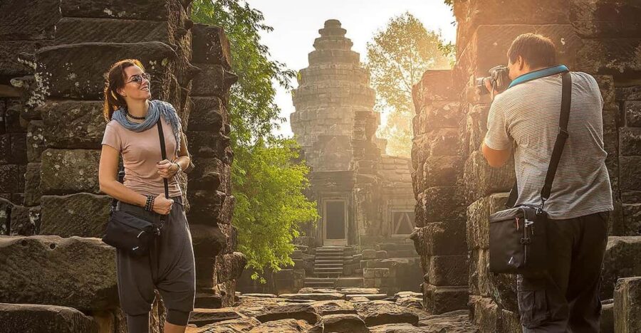 Siem Reap: Private Temple Tour Full Day by Car or Minivan