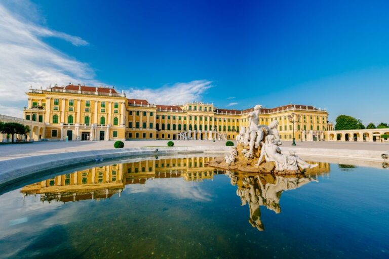 Skip the Line: Schönbrunn Palace & Vienna City Tour