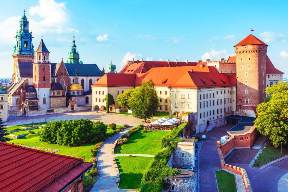 Skip-the-Line Wawel Castle Chambers Private Tour - Tour Overview