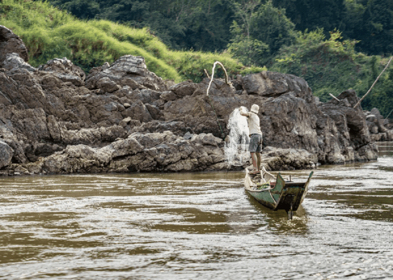 Slow Boat From Chiang Rai to Luang Prabang a World Heritage. - Day 2: Huay Xai to Pak Beng