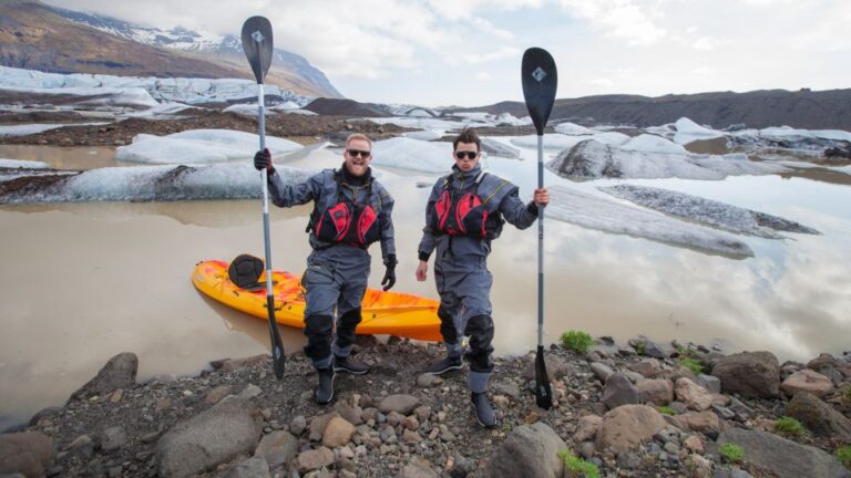 Sólheimajökull: Guided Kayaking Tour on the Glacier Lagoon