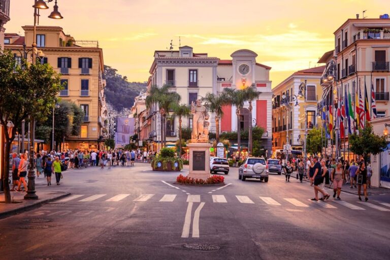 Sorrento-Rome or Rome-Sorrento: Private Minivan Transfer