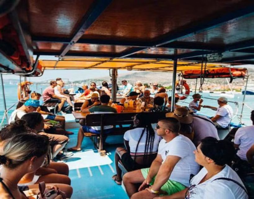Split: Blue Lagoon Boat Trip With Lunch, Wine and Snorkeling