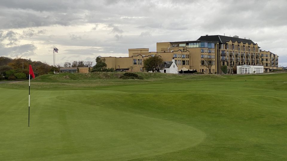 St Andrews: Old Course History Tour - 80s Pro Caddie Guide - Tour Overview and Details