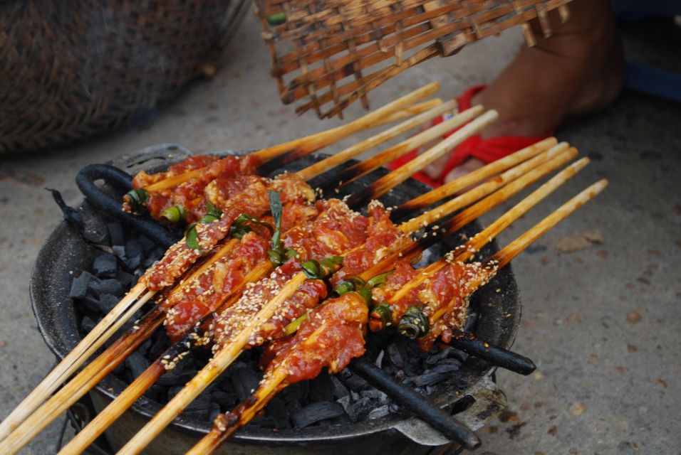 Street Food Walking Tour in Hoi an With 5 Local Tastings - Overview of the Tour