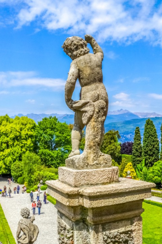 Stresa and the Borromean Islands: Italian Lakes Private Tour - Borromean Islands Exploration