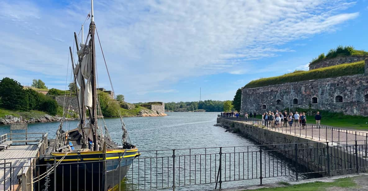 Suomenlinna Tour in French With Doro - Tour Overview