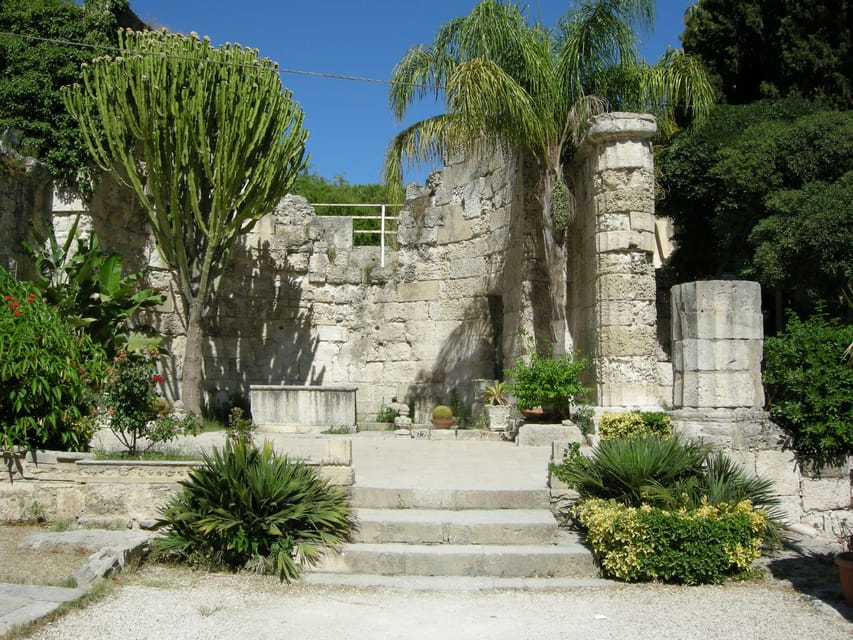 Syracuse: Greek Theater and Neapolis Sunset Tour