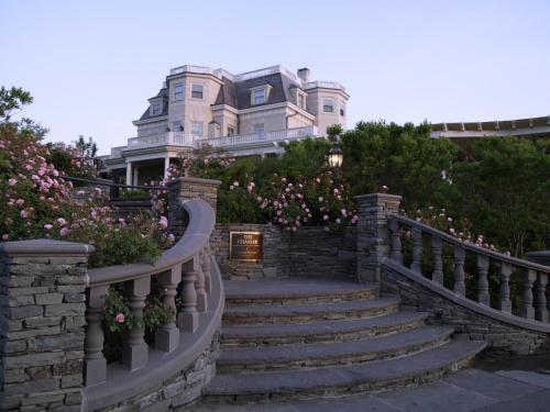 The Chanler at Cliff Walk - Hotel Overview