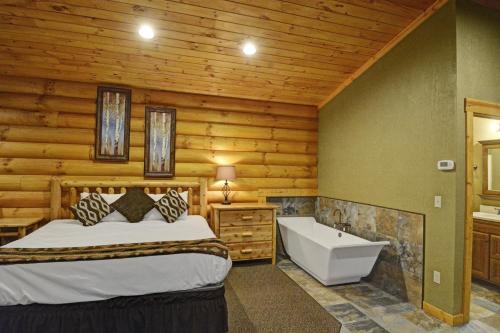 The Lodges at Sunset Village - Hotel Overview and Location