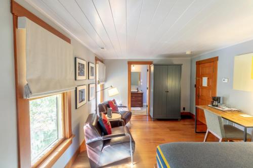 The Outlook Lodge - Good To Know