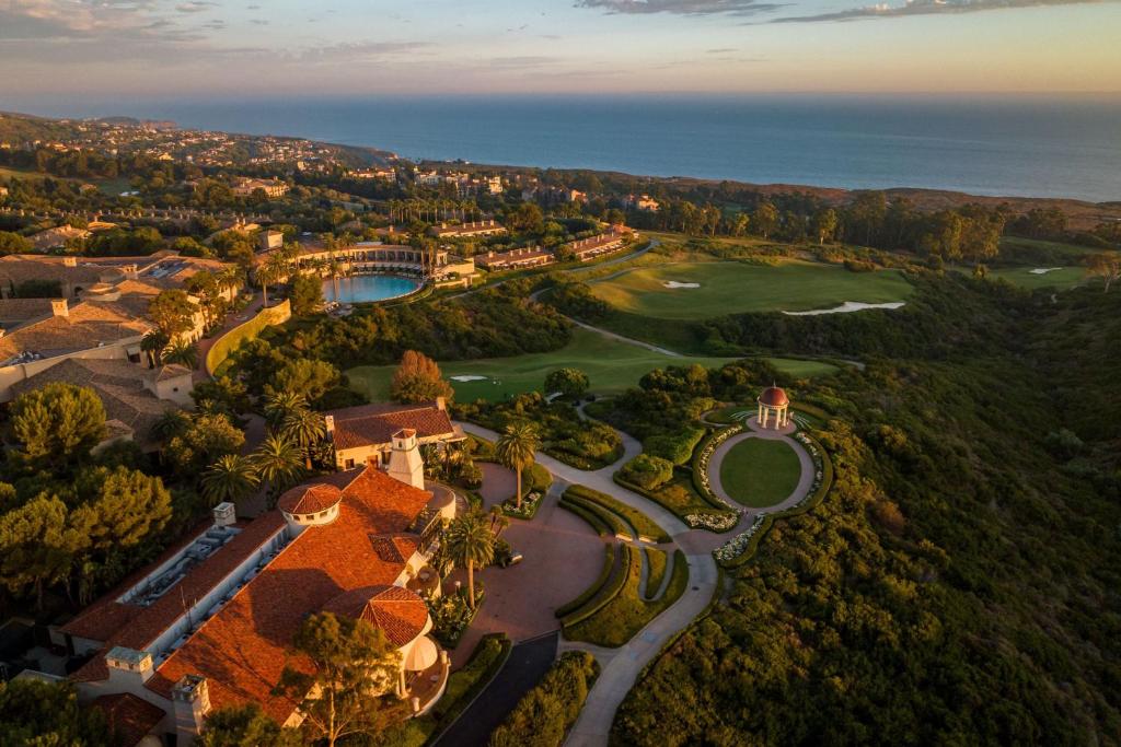 The Resort at Pelican Hill Review