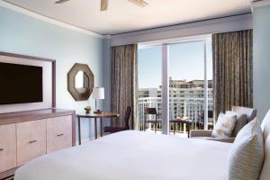 The Ritz-Carlton Key Biscayne, Miami - Hotel Overview and Location