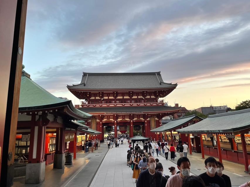 Tokyo: Asakusa Waiking Tour With University Students - Culinary Delights