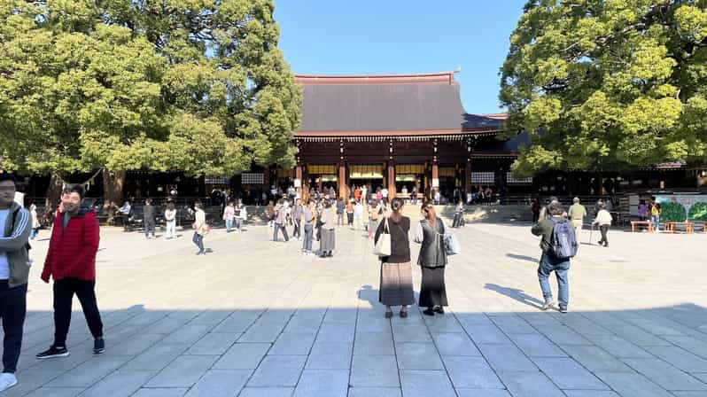 Tokyo: Meiji Jingu, Harajuku, Shibuya, and Shijuku Tour - Key Locations in Tokyo