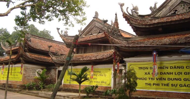 Tour to Duong Lam Village, Thay Pagoda, and Tay Phuong Pagoda