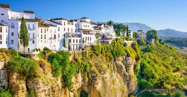 Tour to Ronda and Setenil De Las Bodegas