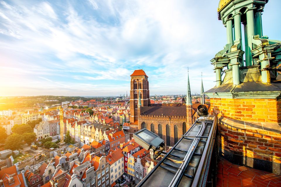 Town Hall and Gdansk Old Town Private Tour With Tickets - Tour Overview