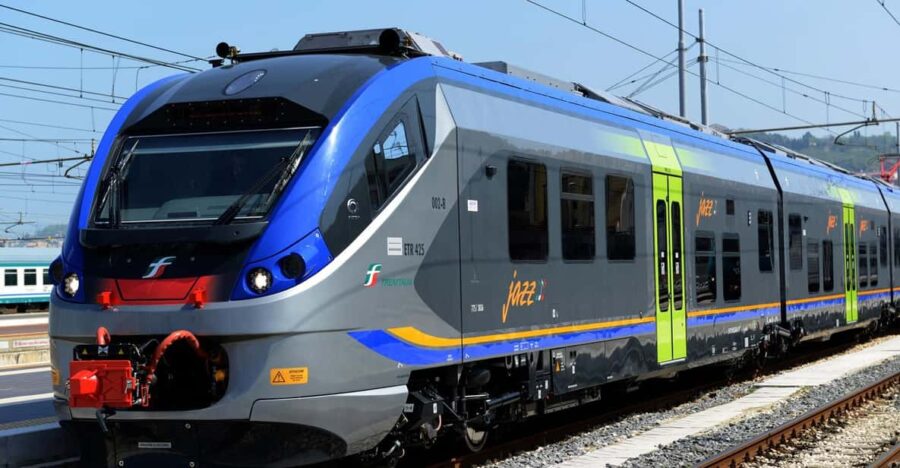 Transfer Civitavecchia And Rome By Train + Luggage Delivery