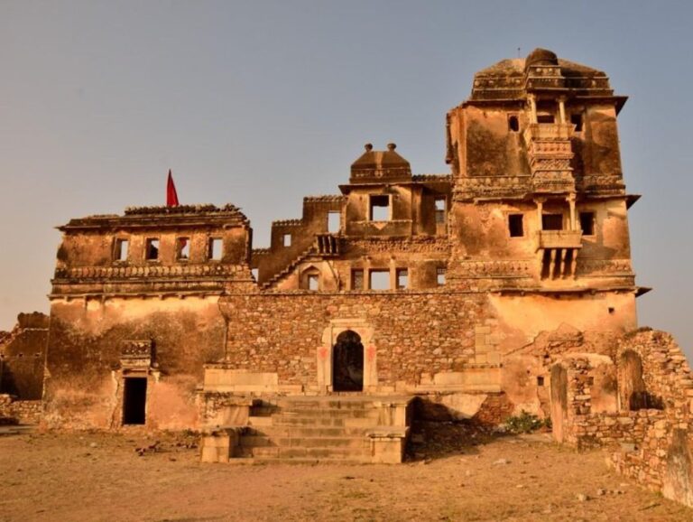 Transfer From Udaipur To Jaipur Via Chittorgarh Fort