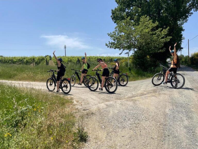 Tuscany E-Bike Tour With Pizza Making by Bike