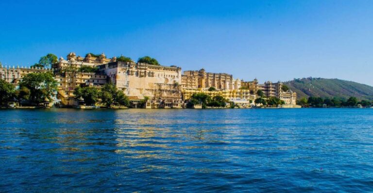 Udaipur Full-Day Private Sightseeing Tour With Guide