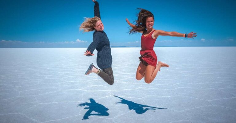 Uyuni: Guided 3-Day Tour Salt Flats & Avaroa National Park