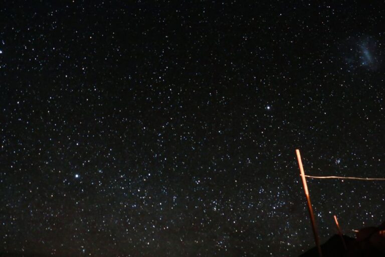 Uyuni: Private Uyuni Salt Flats Stargazing Trip With Pickup