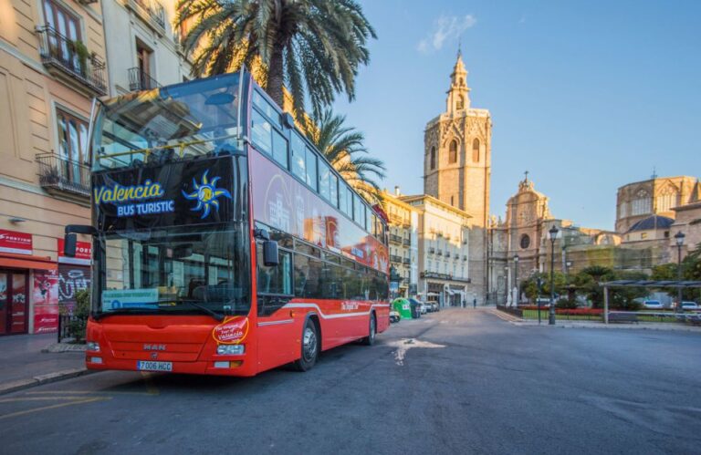 Valencia: 48 Hour Hop-On-Hop-Off Bus Ticket and San Nicolás