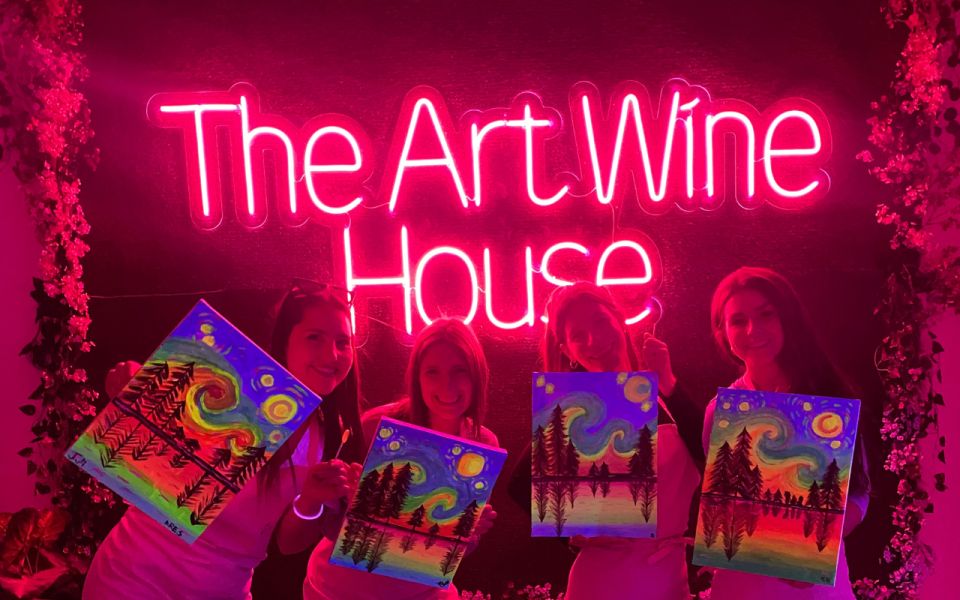 Valencia: Paint a Fluorescent Picture and Drink Wine - Activity Overview