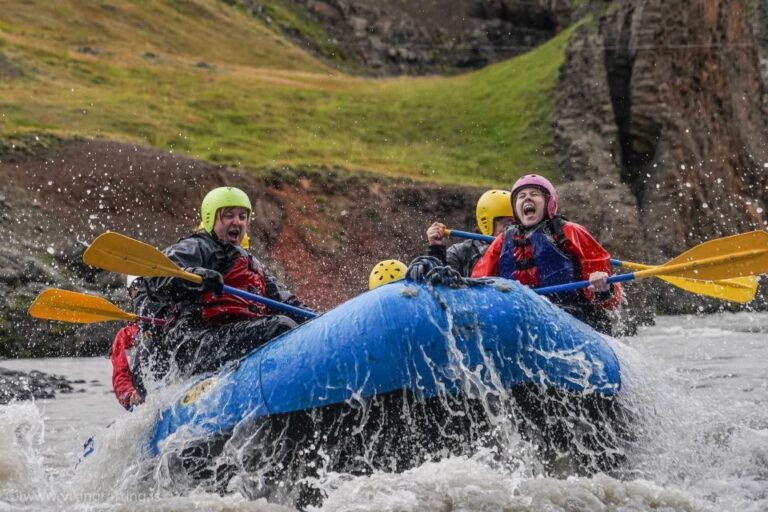 Varmahlíð: Guided Family Rafting Trip