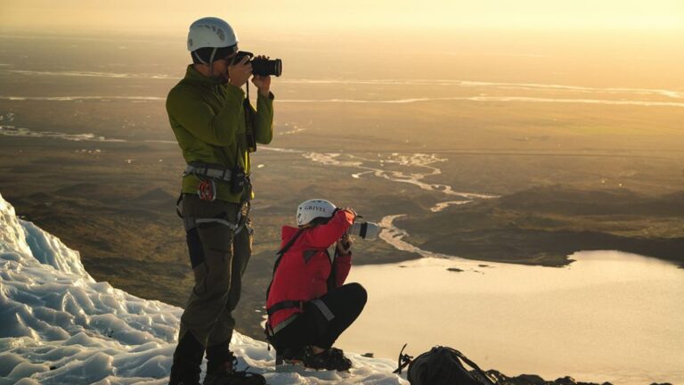 Vatnajökull: Private Ice Cave Photography Tour