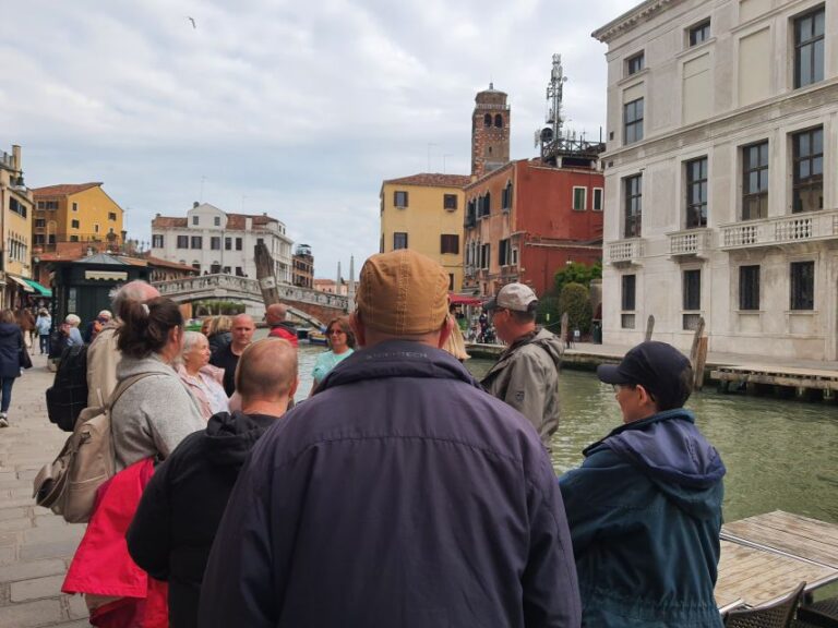 Venice: City Wonders Group Walking Tour With a Guide