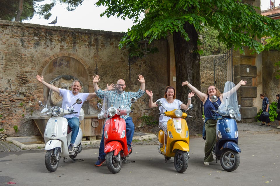 Vespa Tour - Roma on the Vespas - Tour Overview