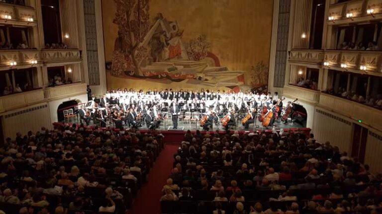 Vienna Hofburg Orchestra Concert at the Vienna State Opera