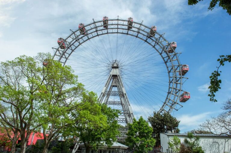 Vienna: Skip-the-cashier-desk-line Giant Ferris Wheel Ride