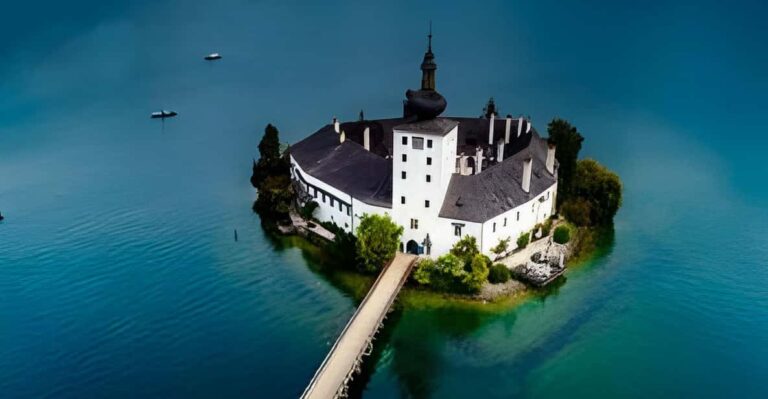 Vienna: Traunsee Boat Ride, Hallstatt and Salzburg Day Tour