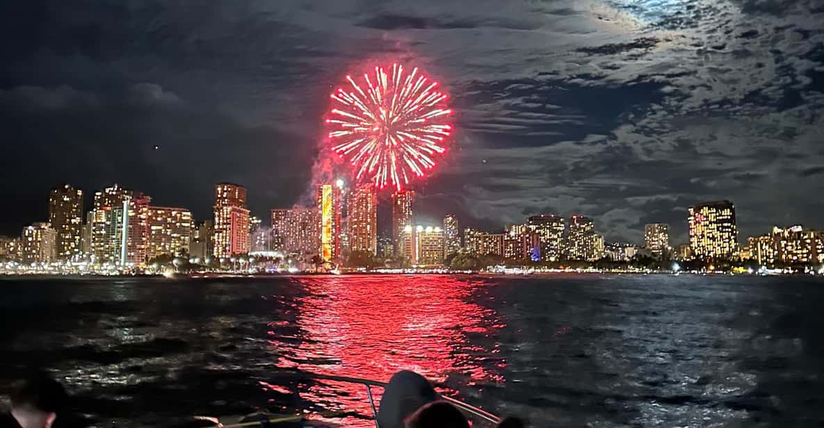 Waikiki: Firework Boat Cruise - Overview and Experience