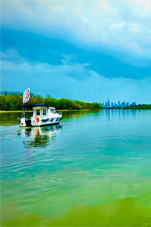 Warsaw: Exciting 90 Min Speedboat Tour on the Wild River - Tour Overview