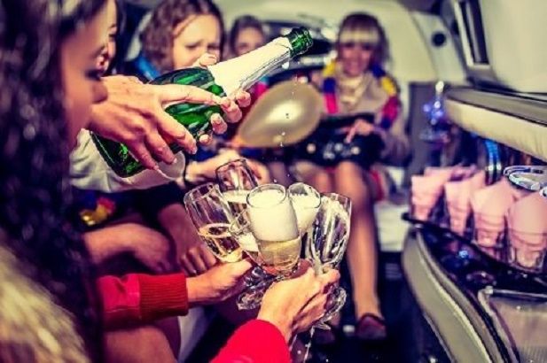 Warsaw: Limo Ride & Club Package - Package Overview