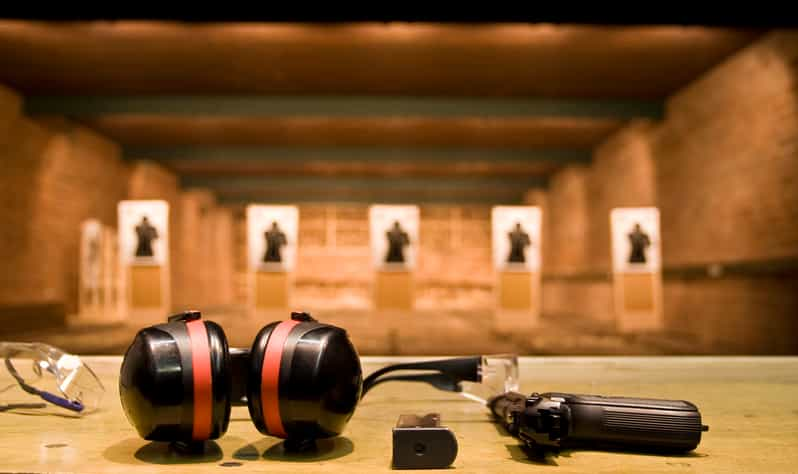 Warsaw: Professional Shooting Course for Private Groups - Course Overview