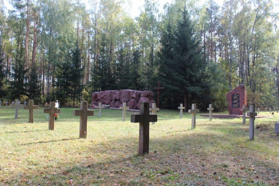 Warsaw: Treblinka Heartbreaking Concentration Camp Tour - Overview of the Tour