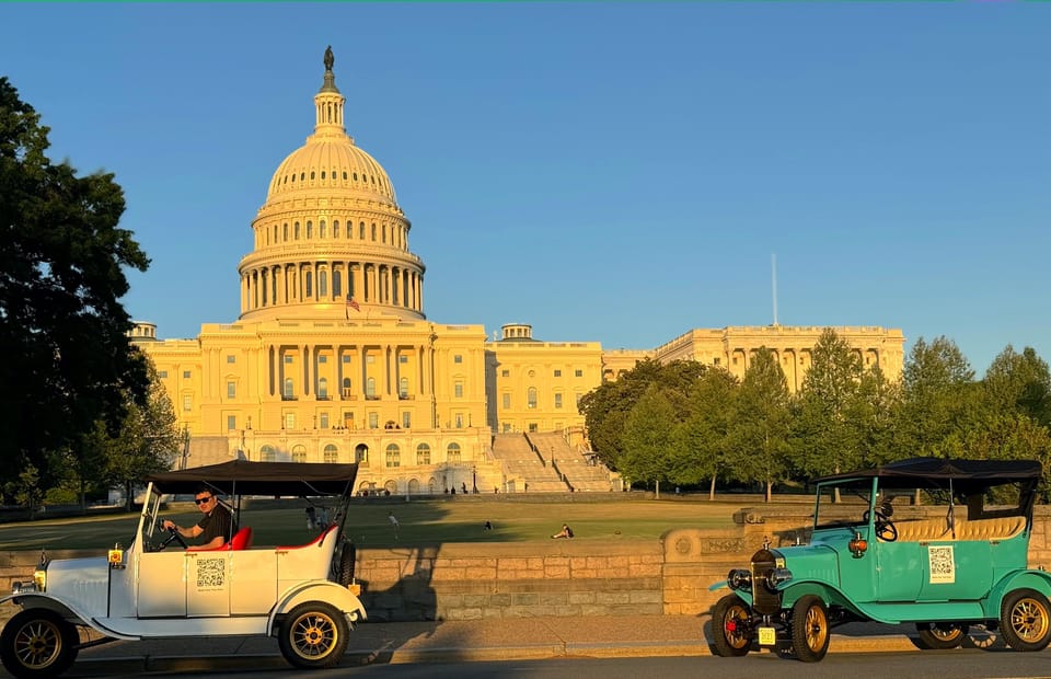 Washington, DC: Guided Moonlight Tour by Vintage Car - Tour Overview