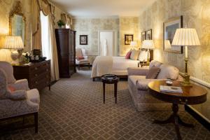 Williamsburg Inn, an Official Colonial Williamsburg Hotel - Hotel Overview and Location