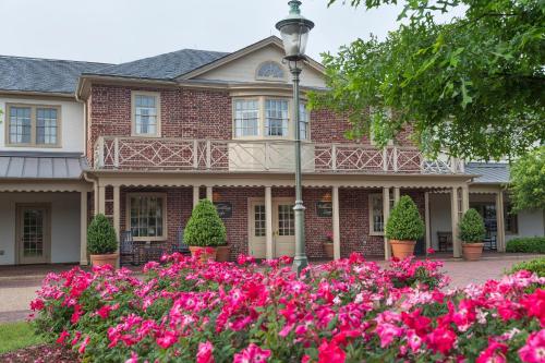 Williamsburg Lodge, Autograph Collection - Hotel Overview